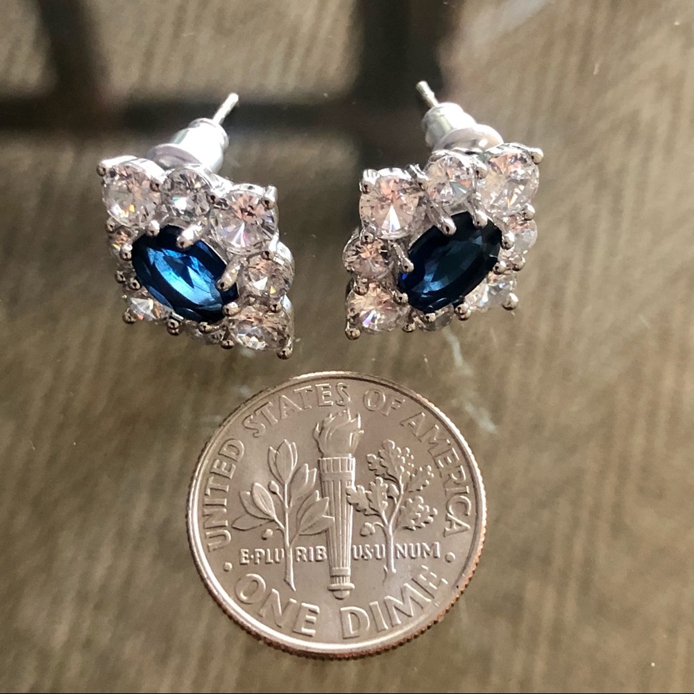 Blue Sapphire Diamond Cubic Zirconia Silver Stud Earrings - Picture 5 of 7